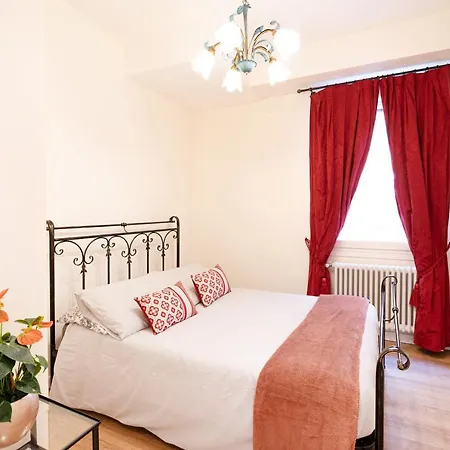 Ricco Di Comfort, Grande, Luminoso E Comodo Apartament *