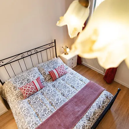 アパート Ricco Di Comfort, Grande, Luminoso E Comodo *