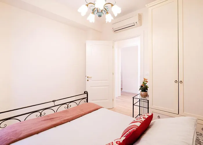 Ricco Di Comfort, Grande, Luminoso E Comodo * Венеция