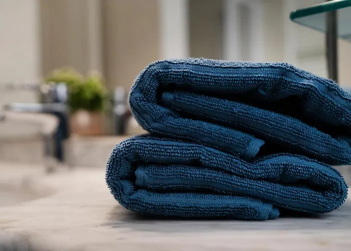 Ricco Di Comfort, Grande, Luminoso E Comodo アパート *